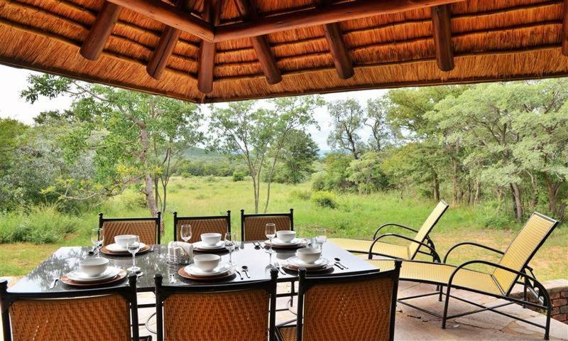 Bushtime Mabula Apartment Mabula Game Reserve ภายนอก รูปภาพ