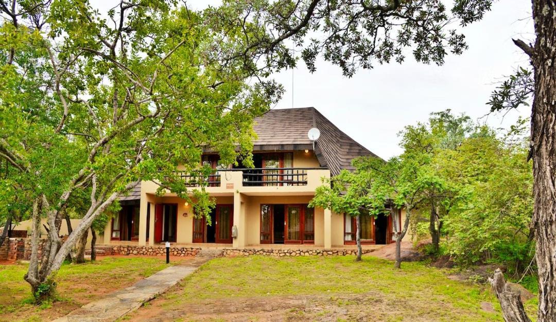 Bushtime Mabula Apartment Mabula Game Reserve ภายนอก รูปภาพ