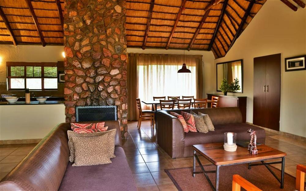 Bushtime Mabula Apartment Mabula Game Reserve ภายนอก รูปภาพ